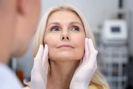 Mini lifting facial en Turquía